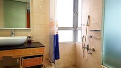 The Lakeshore (D22), Condominium #561223351